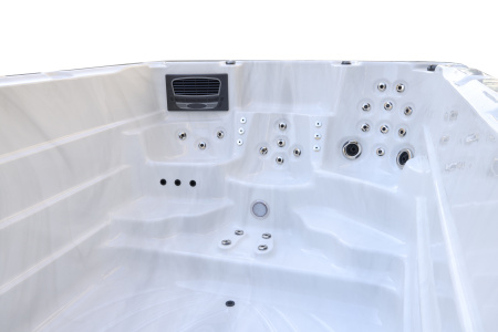 Плавательный бассейн NordicSpa Moreyn (Морейн) Плавательный бассейн NordicSpa Moreyn (Морейн)